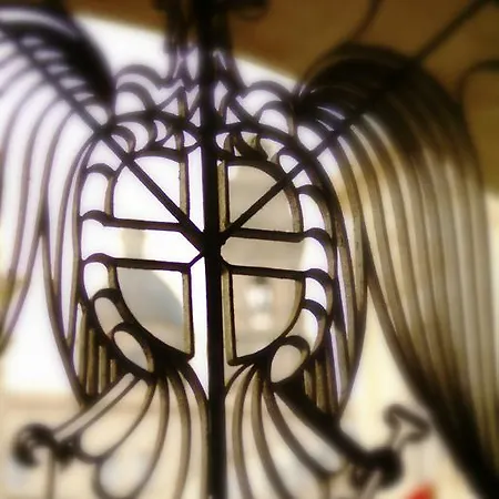 Trio D'archi - Il Cortiletto كالتاجيروني