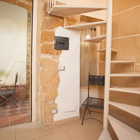 بيت للعطل Trio D'archi - Il Cortiletto كالتاجيروني